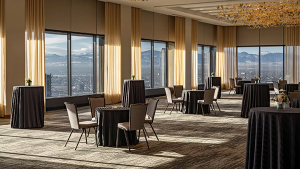 Grand-Hyatt-Denver-P263-Pinnacle-Club-Capitol-Reception600px